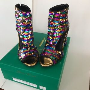 Rainbow or Gold Sequin Bootie Sandals NEW W/ 📦